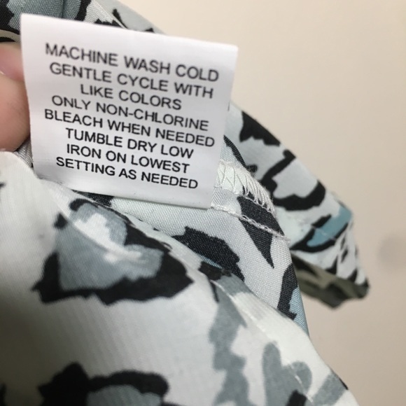 Notations Animal Print Button Down sz 1X - Picture 7 of 9